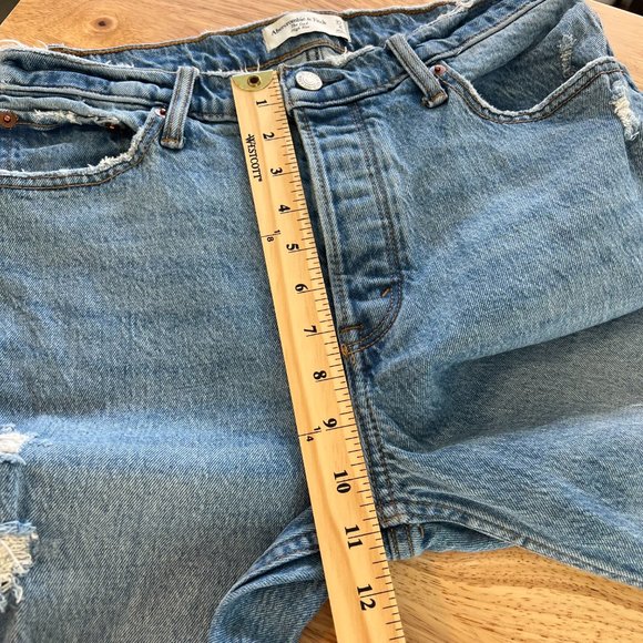 Abercrombie & Fitch The Dad High Rise Jeans Distressed Denim Size 27/4 Short 4P - Picture 11 of 12